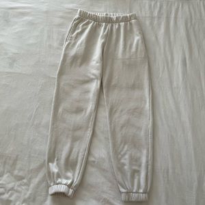 Brandy Melville Soft Rosa Sweatpants